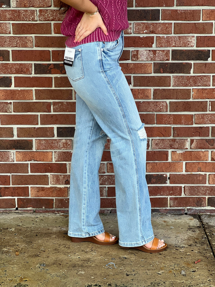 High Waisted 90's Straight Jeans