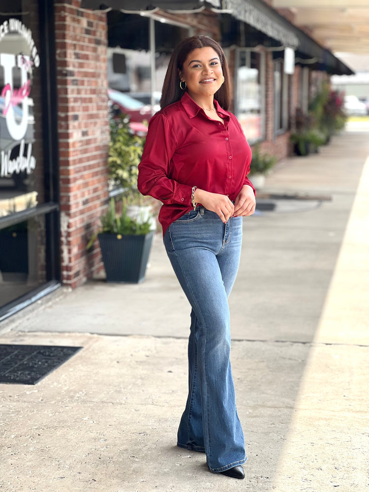 HW Classic Flare Jeans